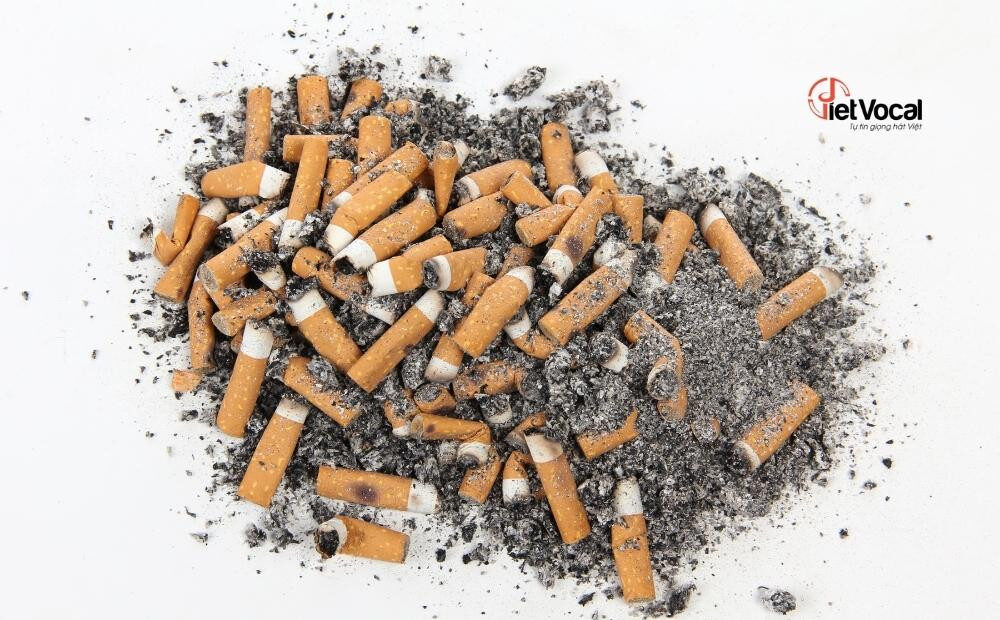 Người đang hút thuốc